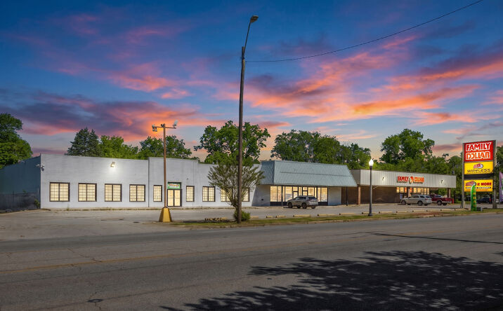 Pictures of Retail property located at 7316 1st Avenue North, Birmingham, AL 35206 for sales - image #1