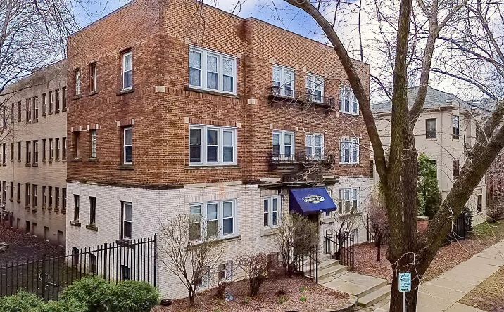 Pictures of Multifamily property located at 936 N 15th St, Milwaukee, WI 53233 for sales - image #1