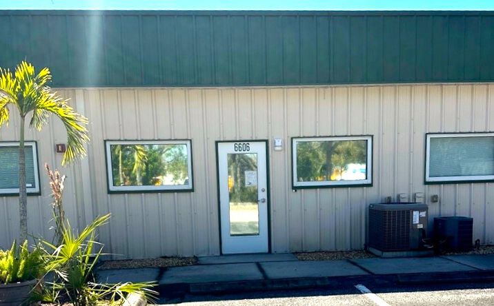 Pictures of Industrial property located at 6606 26TH CT E, SARASOTA, FL 34243 for sales - image #1