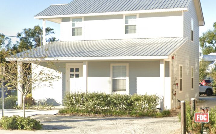 Pictures of Mixed Use property located at 308 W Bridgers Ave, Auburndale, FL 33823 for sales - image #1