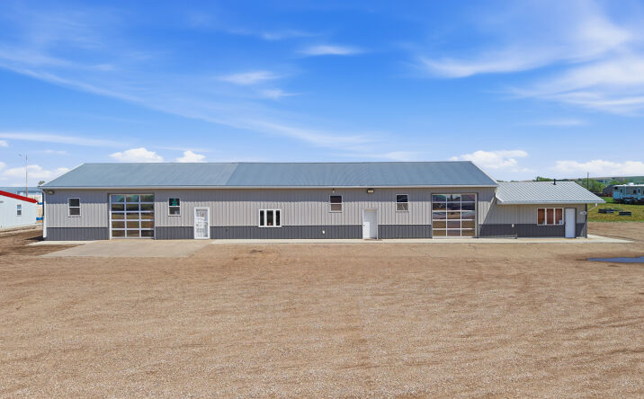 Pictures of Retail, Office, Mixed Use property located at 1710 E GRAND XING, MOBRIDGE, SD 57601-1414 for sales - image #1
