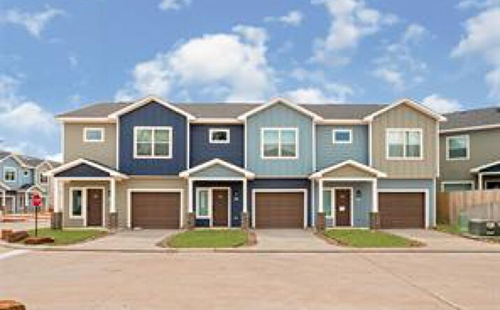 Pictures of Multifamily property located at 14010 Longstreet Road Unit#2, Willis, TX 77318 for sales - image #1