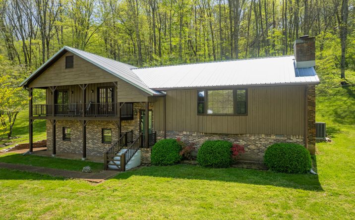 Pictures of Land property located at 8039 Campbellsville Rd, Pulaski, TN 38478 for sales - image #1