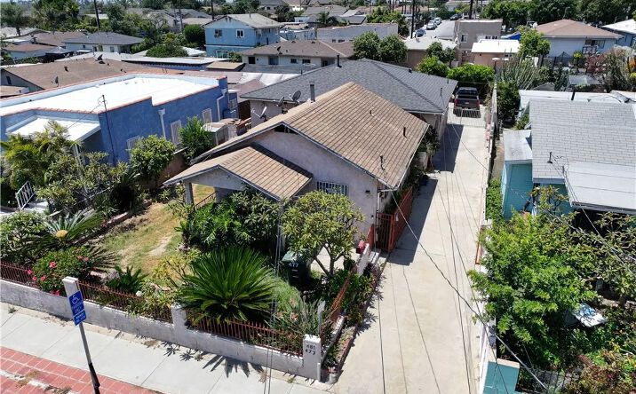 Pictures of Multifamily property located at 477 Wyman, East Los Angeles, CA 90022 for sales - image #1