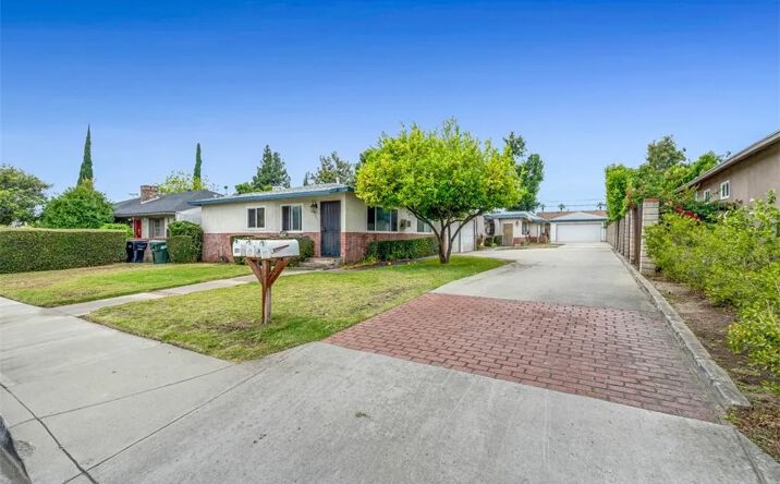 Pictures of Multifamily property located at 223 Montana, Monrovia, CA 91016 for sales - image #1