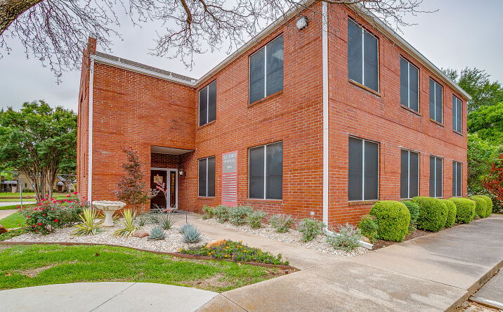 Pictures of Office property located at 1309 - A W Abrams St, Arlington, TX 76013 for sales - image #1