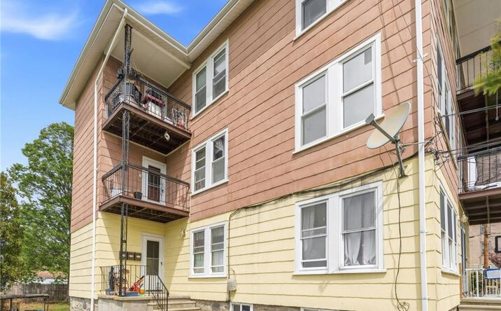 Pictures of Multifamily property located at 612 Rathbun St, Blackstone, MA 01504 for sales - image #1