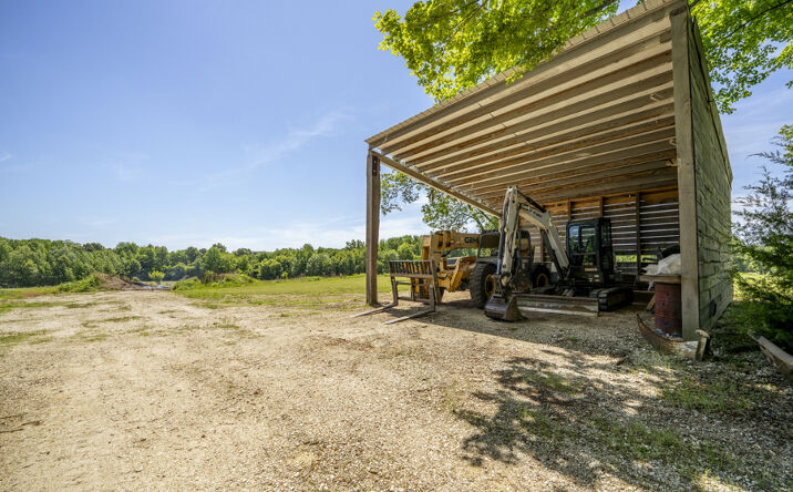 Pictures of Land property located at 61 Con Pennington Rd, Kenton, TN 38233-3046 for sales - image #1