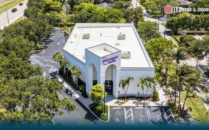 Pictures of Office property located at 4074 Northlake Boulevard, Palm Beach Gardens, FL 33410 for sales - image #1