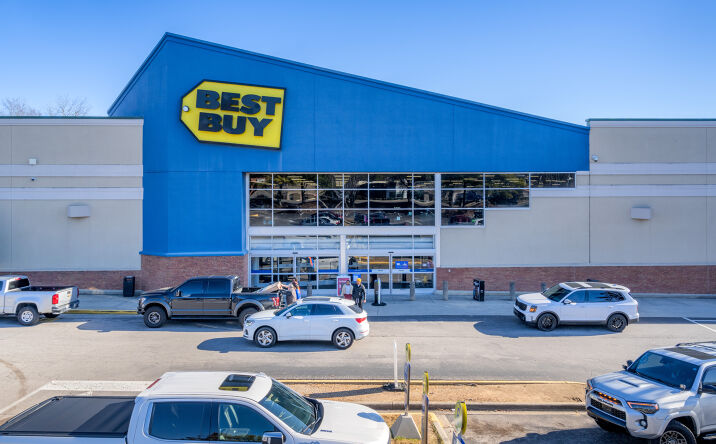 Pictures of Retail property located at 3780 Riverchase Village, Hoover, AL 35244 for sales - image #1