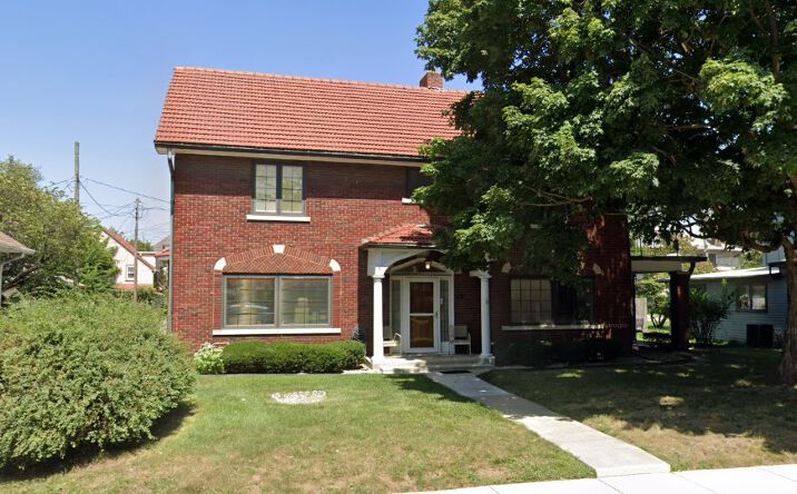 Pictures of Retail property located at 18 East Mechanic Street, Shelbyville, IN 46176 for sales - image #1