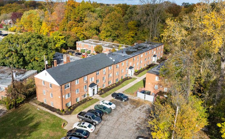 Pictures of Multifamily property located at 20580 Lorain Road, Fairview Park, OH 44126 for sales - image #1