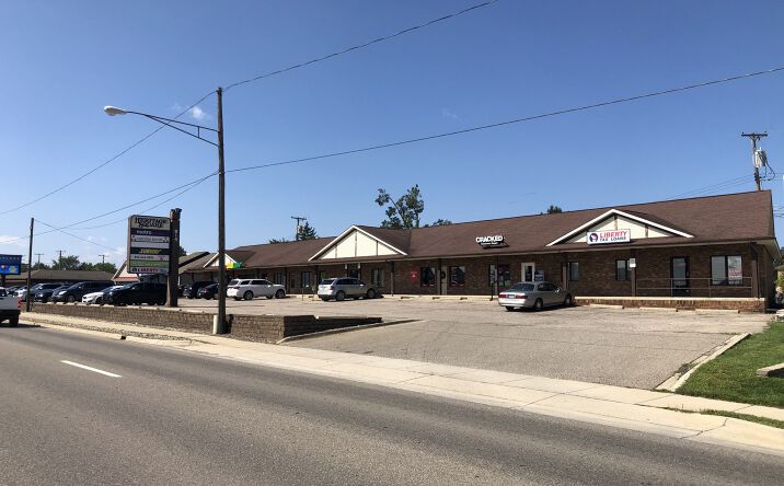 Pictures of Retail, Office property located at 814 S. Main Street, Unit 4, Lapeer, MI 48446 for sales - image #1