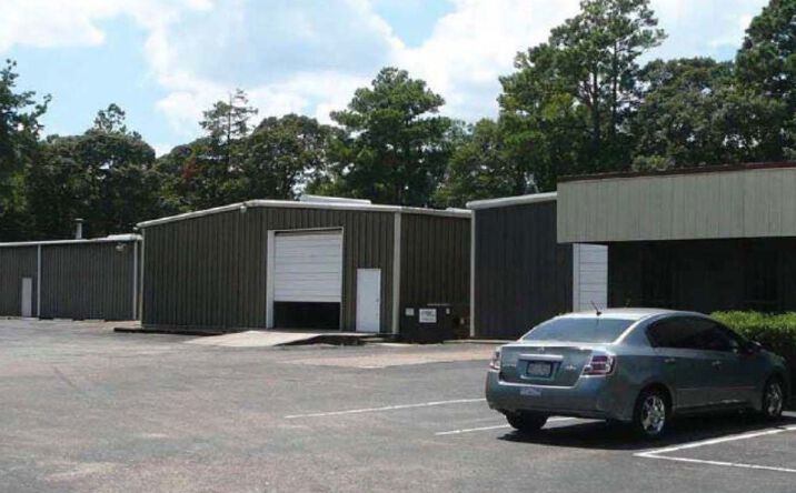 Pictures of Industrial property located at 1525 Airport Road, Conroe, TX 77301 for sales - image #1
