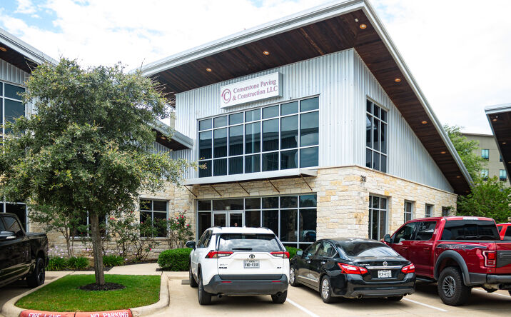 Pictures of Office property located at 3091 University Dr. East Suite 330, Bryan, TX 77802 for sales - image #1