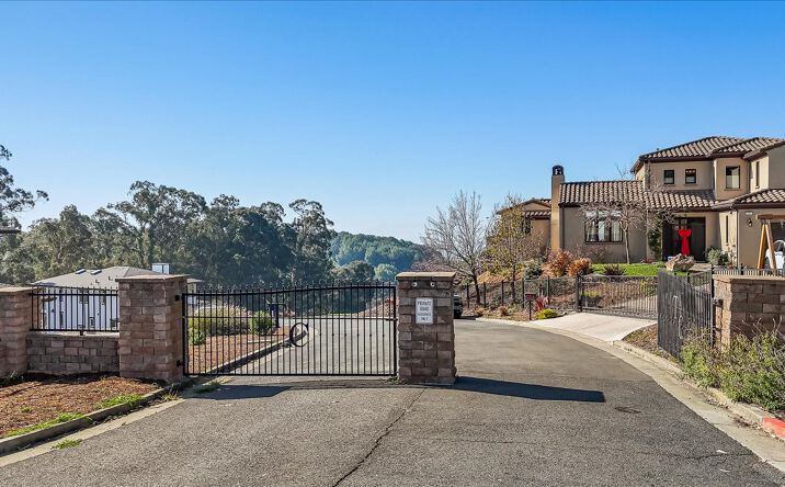 Pictures of Land property located at 6 Turner Court, Oakland, CA 94605 for sales - image #1