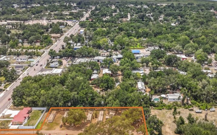Pictures of Mobile Home Park property located at 7726 Gibsonton Drive, Gibsonton, FL 33534 for sales - image #1