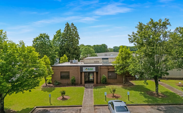 Pictures of Industrial property located at 2312 Centennial Circle, Gainesville, GA 30504 for sales - image #1
