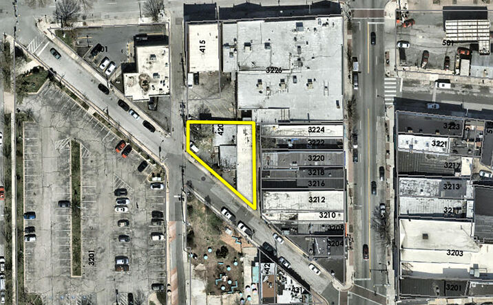 Pictures of Self Storage property located at 420 MERRYMANS LN, BALTIMORE, MD 21218-3440 for sales - image #1