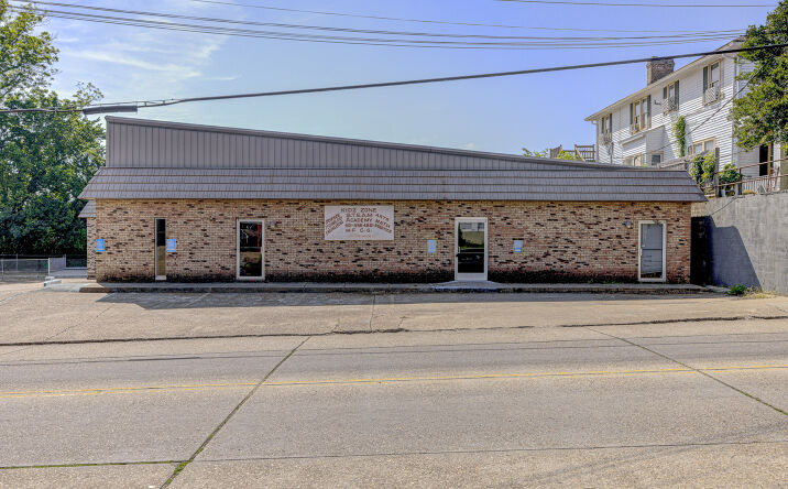 Pictures of Office property located at 2734 Washington Street, Vicksburg, MS 39180 for sales - image #1