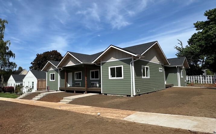 Pictures of Multifamily property located at 1380 Saginaw St S, Salem, OR 97302 for sales - image #1