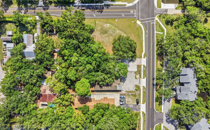Pictures of Retail, Office, Mixed Use property located at 2886 Whitney Road, Clearwater, FL 33760 for sales - image #1