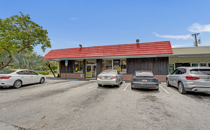 Pictures of Retail property located at 3870-3890 Southwest 2nd Court, Fort Lauderdale, FL 33312 for sales - image #1