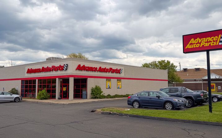Pictures of Retail property located at 882 North Colony Road, Wallingford, CT 06492 for sales - image #1