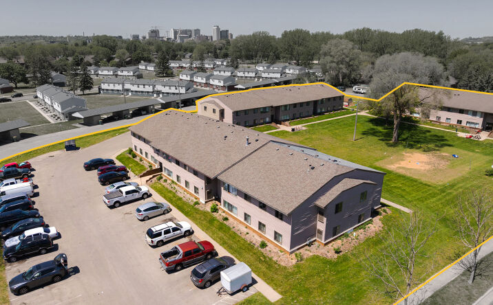 Pictures of Multifamily property located at 897 16th Avenue Southeast, Rochester, MN 55904 for sales - image #1