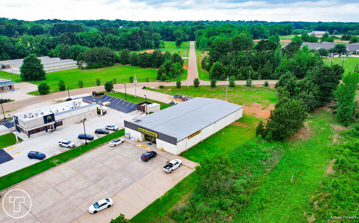 Pictures of Retail property located at 1192 Hazel Street, Arcadia, LA 71001 for sales - image #1