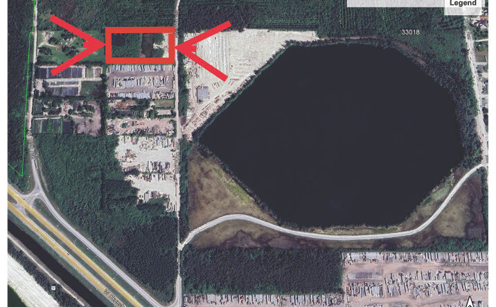 Pictures of Retail property located at 16400 Northwest 127th Avenue, Hialeah, FL 33018 for sales - image #1