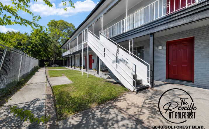 Pictures of Multifamily property located at 3040 Golfcrest Blvd, Houston, TX 77087 for sales - image #1