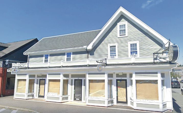 Pictures of Retail property located at 44 Bay Road, Hamilton, MA 01982 for sales - image #1