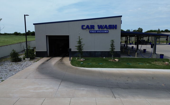 Pictures of Retail property located at 775 North Mustang Road, Tuttle, OK 73089 for sales - image #1