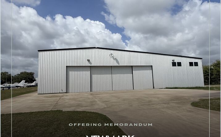Pictures of Industrial property located at 435 Air Park Road, Edgewater, FL 32132 for sales - image #1