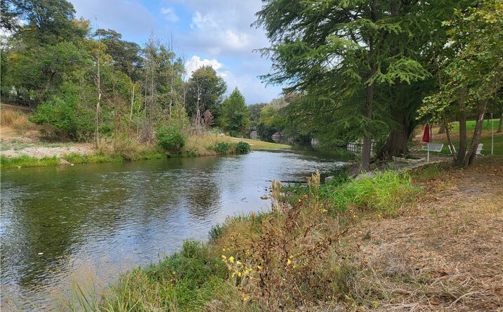 Pictures of Land property located at 941 River Terrace, New Braunfels, TX 78130 for sales - image #1