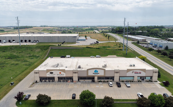 Pictures of Industrial property located at 11941 Centennial Rd, La Vista, NE 68128 for sales - image #1