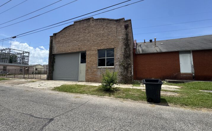 Pictures of Office, Industrial property located at 1419 Julia Street, Baton Rouge, LA 70802 for sales - image #1