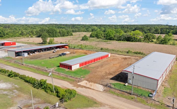 Pictures of Self Storage property located at 430 County Road 1312, Mt Pleasant, TX 75455 for sales - image #1