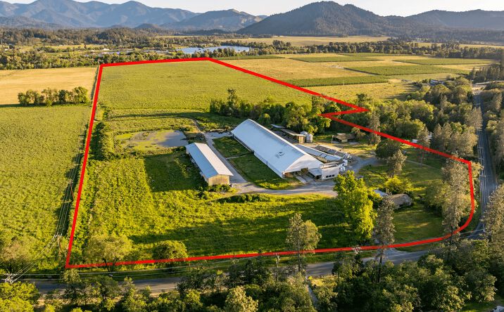 Pictures of Land property located at 6531 Lower River Road, Grants Pass, OR 97526 for sales - image #1