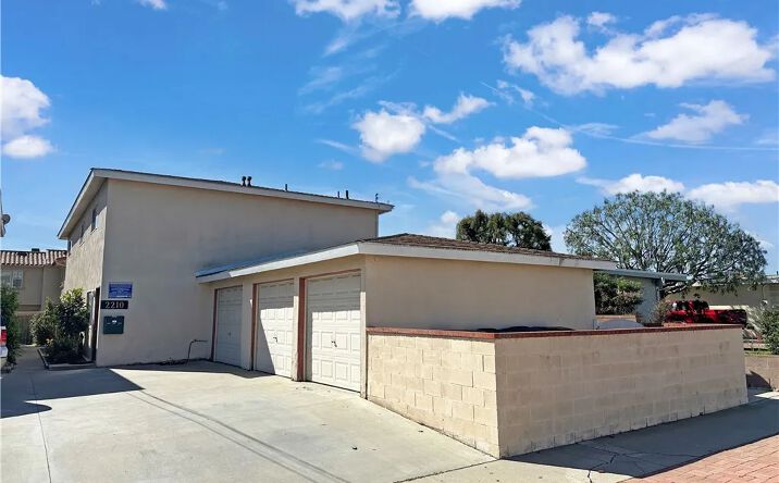 Pictures of Multifamily property located at 2210 W 229th, Torrance, CA 90501 for sales - image #1