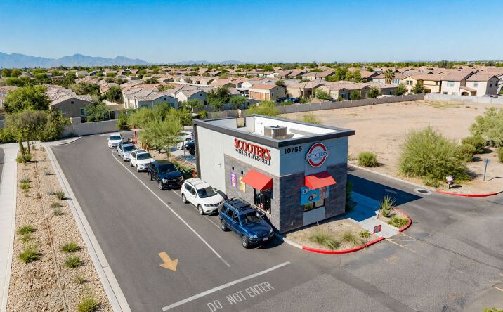 Pictures of Retail property located at 10755 Camelback Road, Phoenix, AZ 85037 for sales - image #1