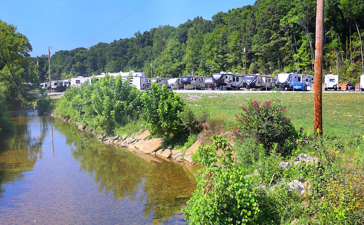 Pictures of Multifamily, Hospitality property located at 6315 Tennessee 13, Erin, TN 37061 for sales - image #1