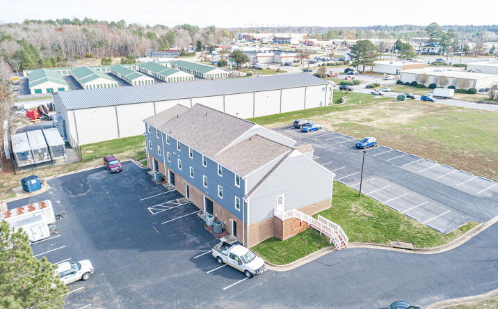Pictures of Office, Industrial property located at 10810 HASTY LN, MIDLOTHIAN, VA 23112-3369 for sales - image #1