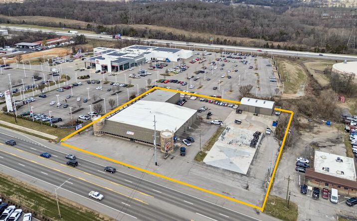 Pictures of Retail, Industrial property located at 2410 Gallatin Pike North, Nashville, TN 37115 for sales - image #1