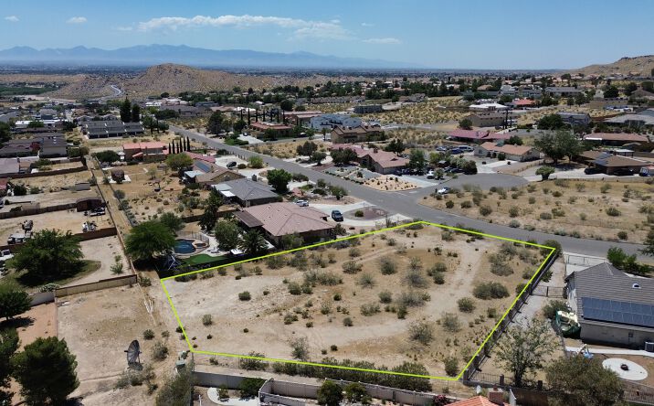 Pictures of Land property located at Muni Road, Apple Valley, CA 92307 for sales - image #1