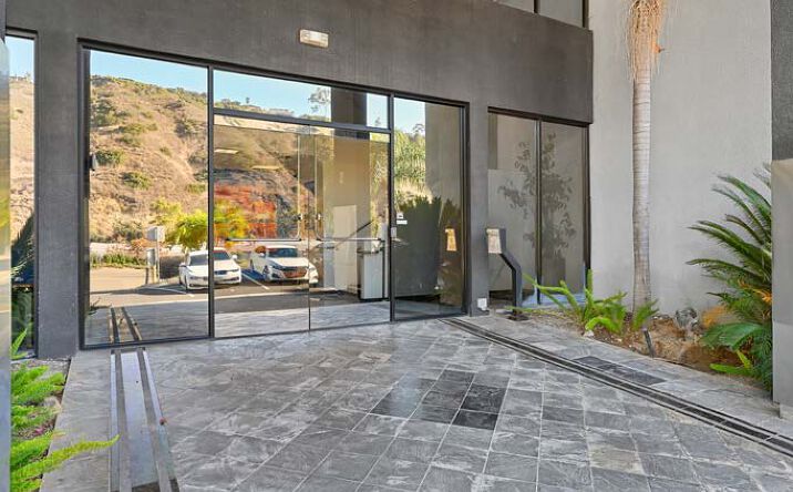 Pictures of Office property located at 4455 Morena Boulevard, San Diego, CA 92110 for sales - image #1