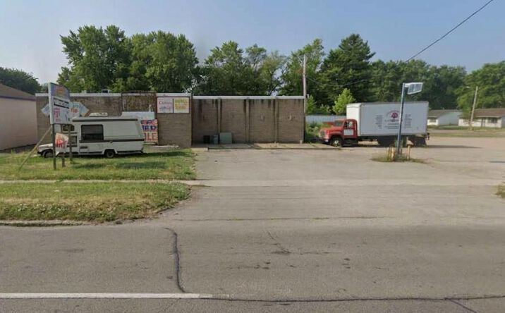 Pictures of Industrial property located at 2508 E COOK Street, Springfield, IL 62703-3633 for sales - image #1