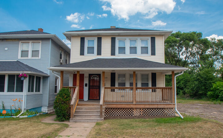 Pictures of Multifamily property located at 613 Tennessee Street, Gary, IN 46402 for sales - image #1