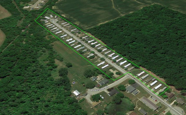 Pictures of Retail, Mobile Home Park property located at 80 Sunset Dr, Bluffton, IN 46714 for comps - image #1